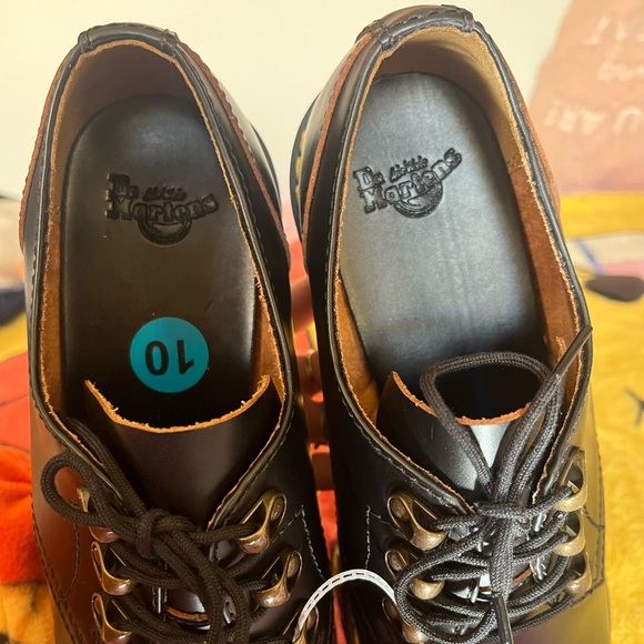 Dr Martens LEONA LO VINTAGE SMOOTH LEATHER HEELED SHOES SIZE 10 women’s - Picture 4 of 9